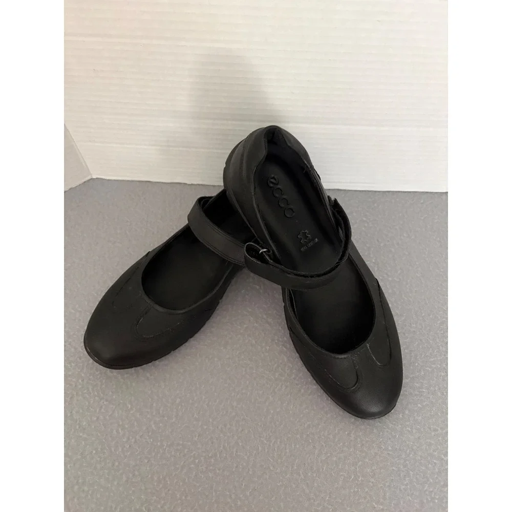 ECCO Womens Mary Jane Flats Leather EU 38 US 7-7.5 Black Hook Loop Comfort Shoe